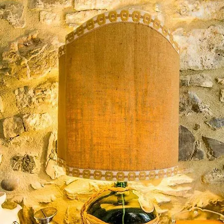 فيلة Casina Turritella