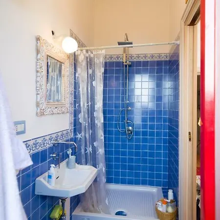 Casina Turritella أكيارولي